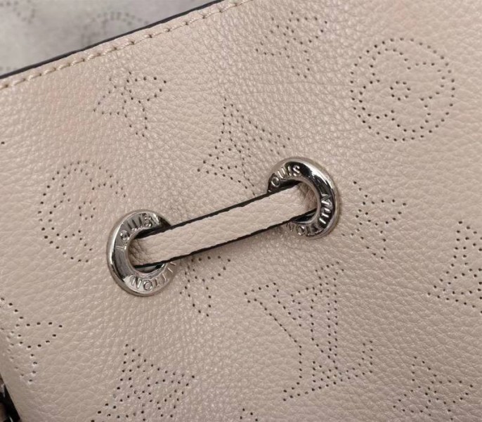 Replica Louis Vuitton Mahina Bella In Galet Gray - Image 8