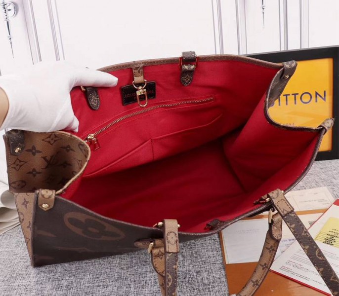 Replica Louis Vuitton Giant Canvas Onthego GM - Image 5