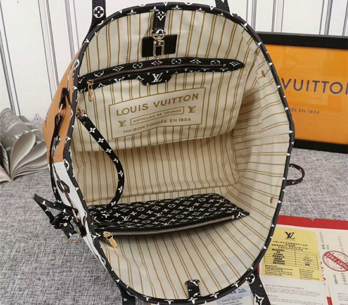 Replica Louis Vuitton Giant Neverfull MM In Cream And Caramel - Image 7