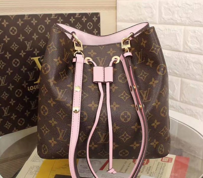 Replica Louis Vuitton Monogram Canvas NeoNoe MM In Rose Poudre
