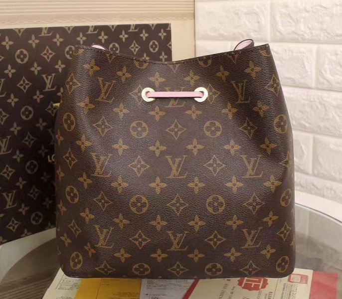 Replica Louis Vuitton Monogram Canvas NeoNoe MM In Rose Poudre - Image 3