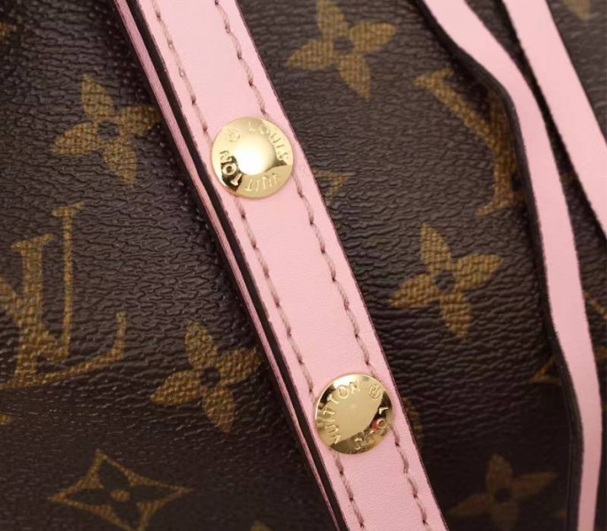Replica Louis Vuitton Monogram Canvas NeoNoe MM In Rose Poudre - Image 8