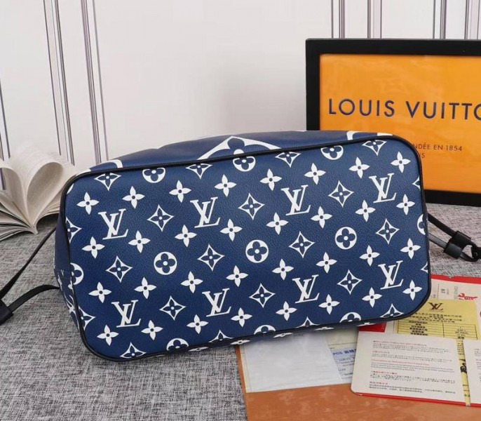 High End Louis Vuitton Escale Neverfull MM Tote Blue
