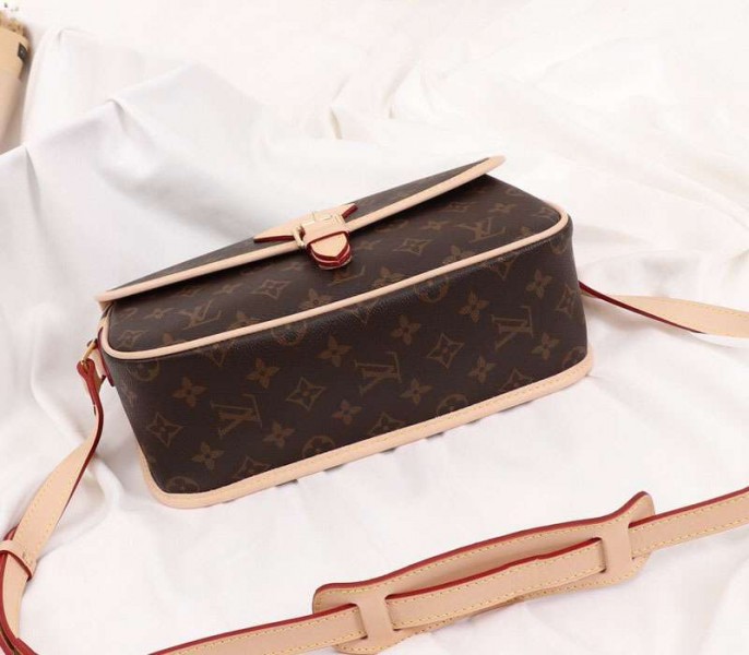 Replica Louis Vuitton Monogram Canvas Sologne PM - Image 4