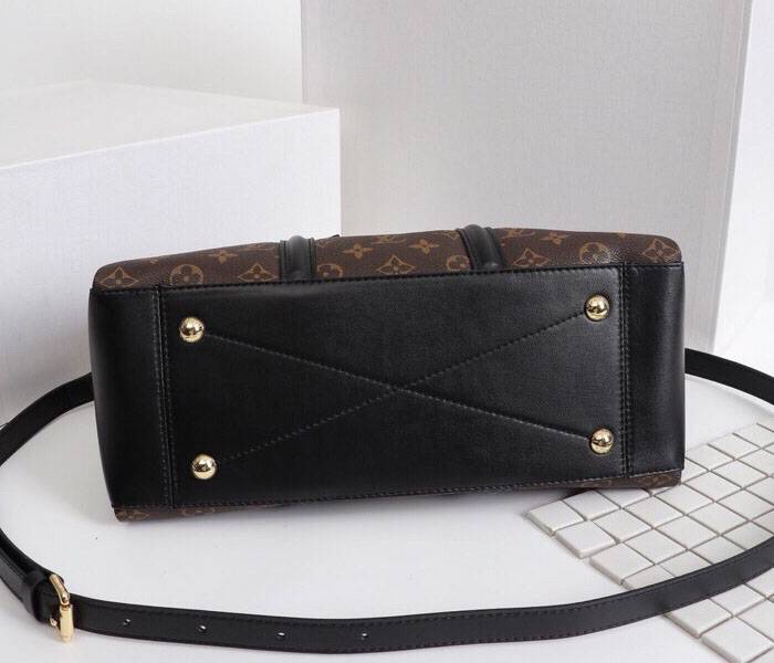 Replica Louis Vuitton Monogram Canvas Soufflot MM In Black - Image 4