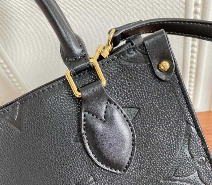 Replica Louis Vuitton Monogram Empreinte Leather Onthego PM In Black - Image 8