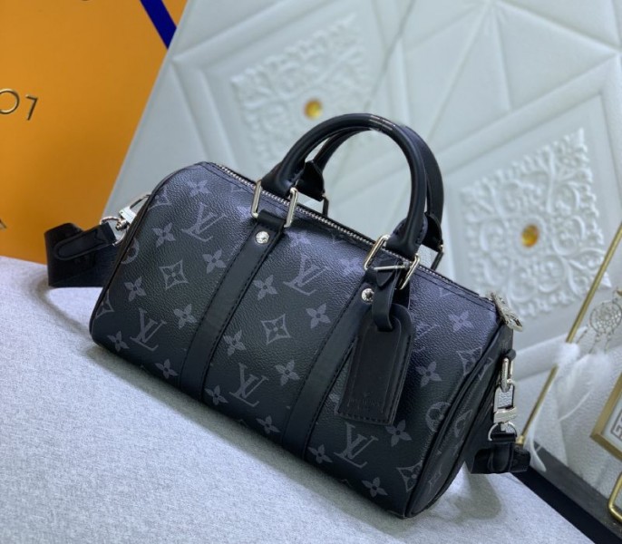 Replica Louis Vuitton Monogram Eclipse Canvas Keepall Bandouliere 25 Travel - Image 2