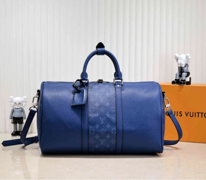 Replica Louis Vuitton Taiga Leather Keepall Bandouliere 50 In Navy Blue