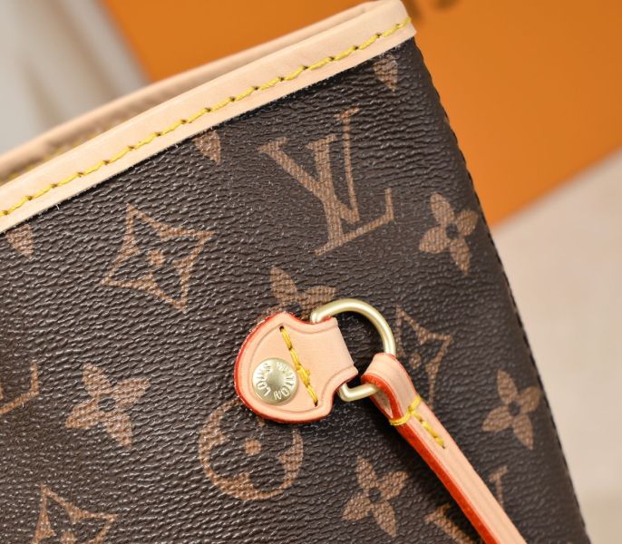 Replica Louis Vuitton Monogram Canvas Neverfull MM In Beige - Image 8