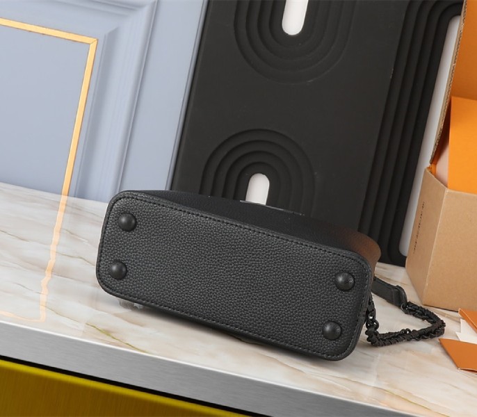 Replica Louis Vuitton Capucines East-West Mini In All Black - Image 4