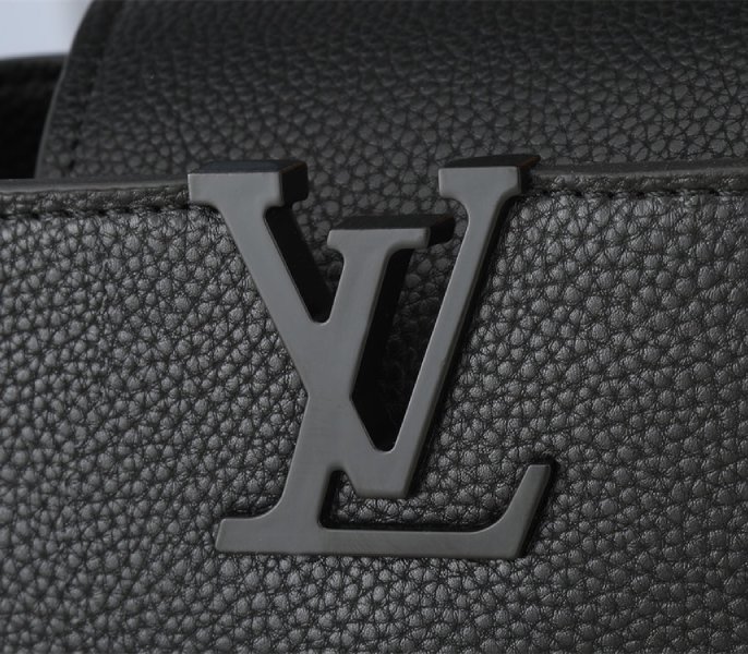 Replica Louis Vuitton Capucines East-West Mini In All Black - Image 7