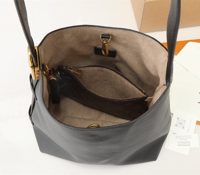 Replica Louis Vuitton Low Key PM In Black - Image 5