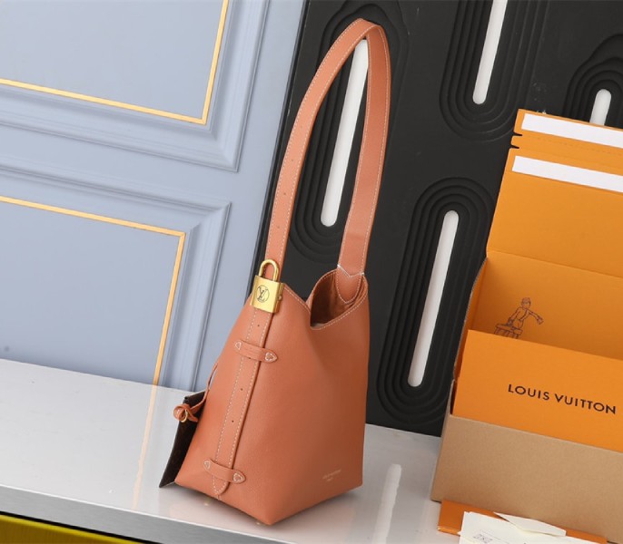 Replica Louis Vuitton Low Key PM In Cognac Brown - Image 3