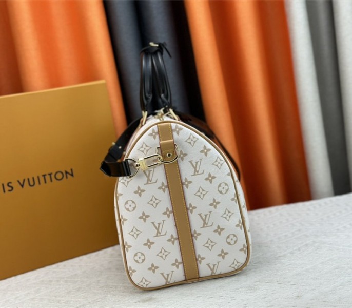 Replica Louis Vuitton Monogram Dune Keepall Bandouliere 45 - Image 4