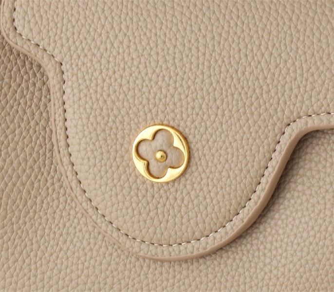 Replica Louis Vuitton Capucines BB In Galet Gray - Image 7