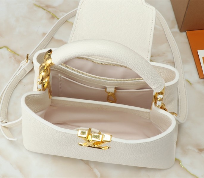 Replica Louis Vuitton Capucines BB In Quartz White - Image 5