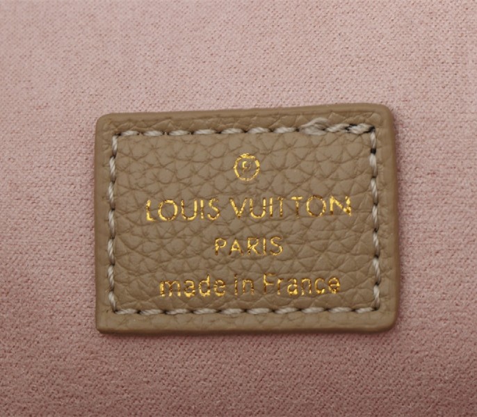 Replica Louis Vuitton Low Key Cabas MM In Galet Gray - Image 6