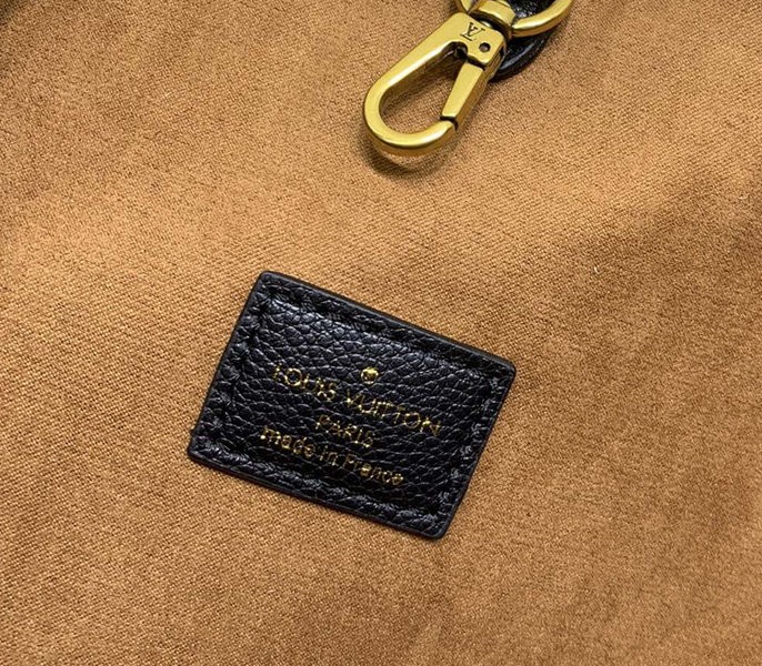 Replica Louis Vuitton Low Key MM In Black - Image 6