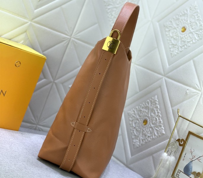 Replica Louis Vuitton Low Key MM In Cognac Brown - Image 3