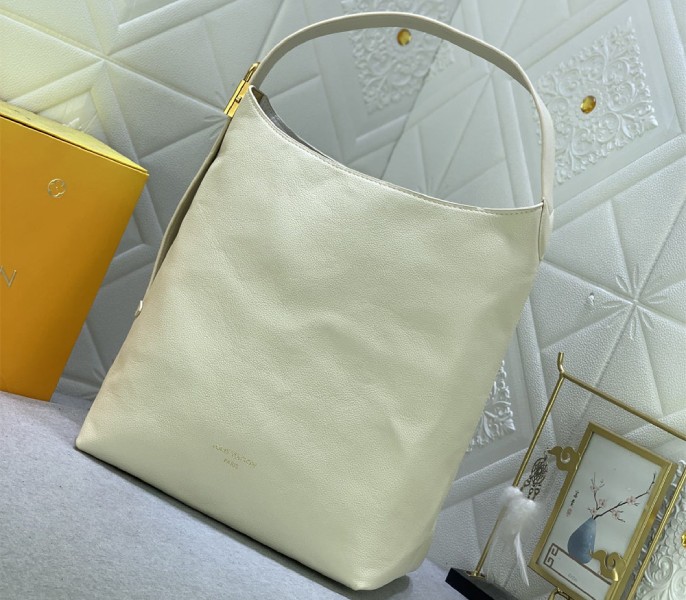 Replica Louis Vuitton Low Key MM In Quartz White - Image 2