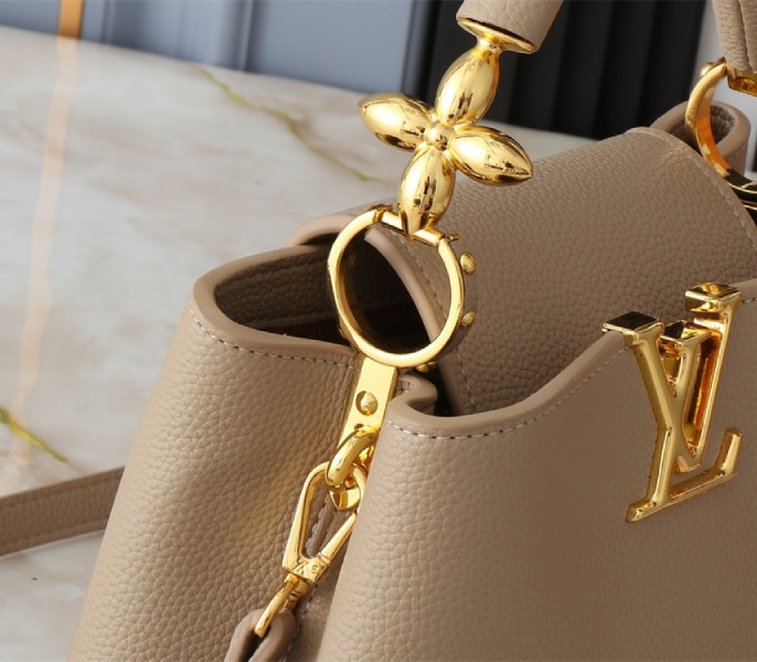 Replica Louis Vuitton Capucines BB In Galet Gray - Image 8