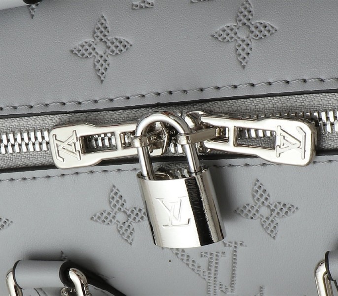 Replica Louis Vuitton Other Leathers Speedy Bandouliere 20 In Washed Blue - Image 5