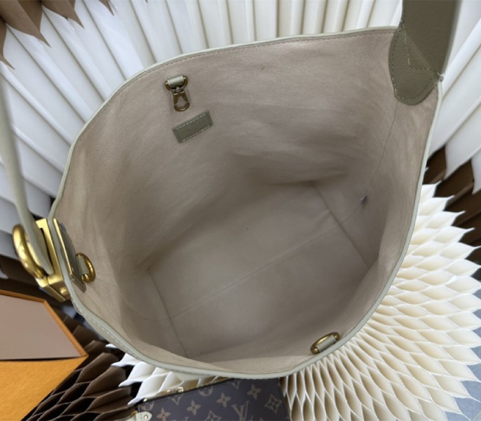 Replica Louis Vuitton Low Key MM In Limestone Gray - Image 6