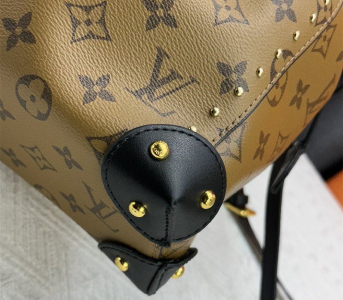 Replica Louis Vuitton Monogram Reverse Canvas Noe Trunk PM - Image 6