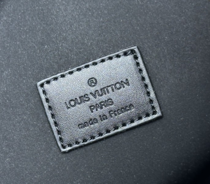 Replica Louis Vuitton Monogram Reverse Canvas Noe Trunk PM - Image 8