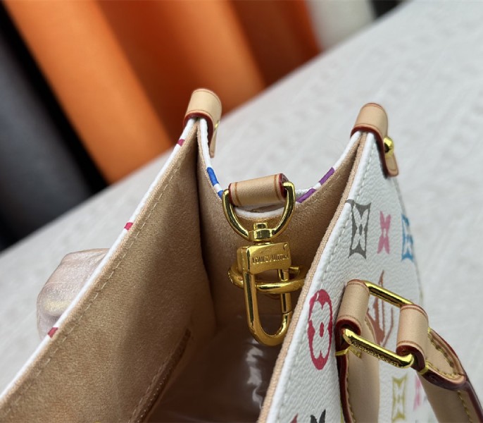 Replica Louis Vuitton X TM Multicolored Onthego PM In White - Image 9