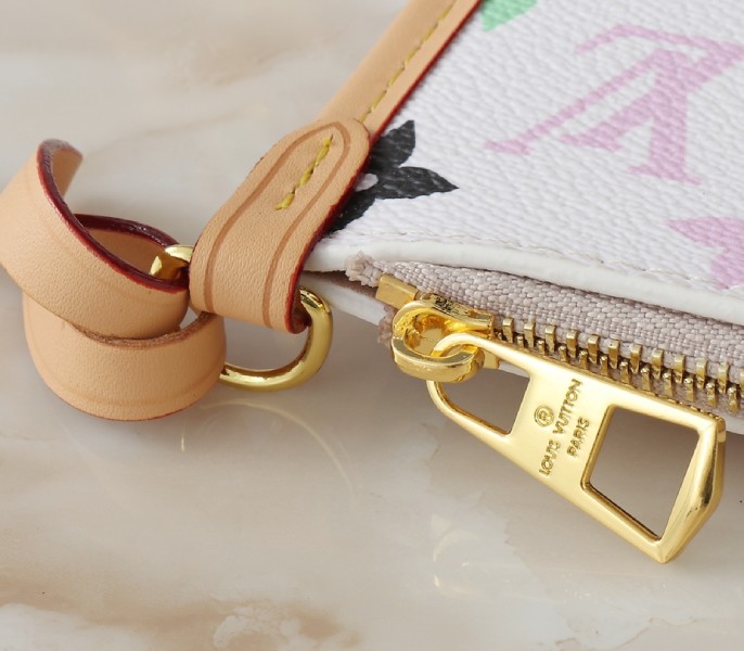 Replica Louis Vuitton X TM Multicolored CarryAll PM In White - Image 6