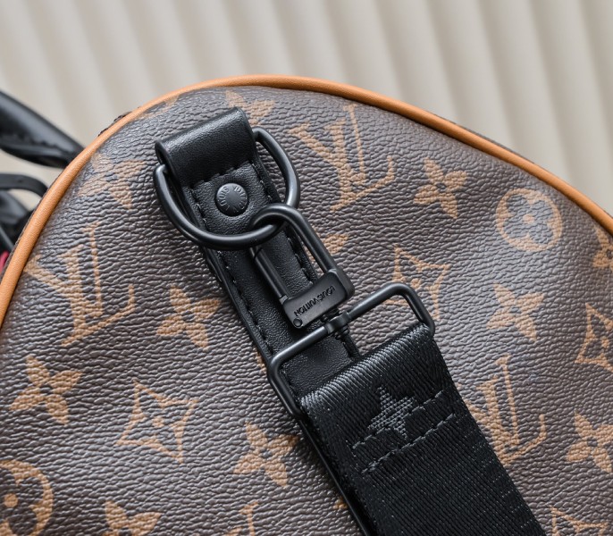Replica Louis Vuitton Monogram Canvas Keepall Bandouliere 50 With Jacquard Strap - Image 9