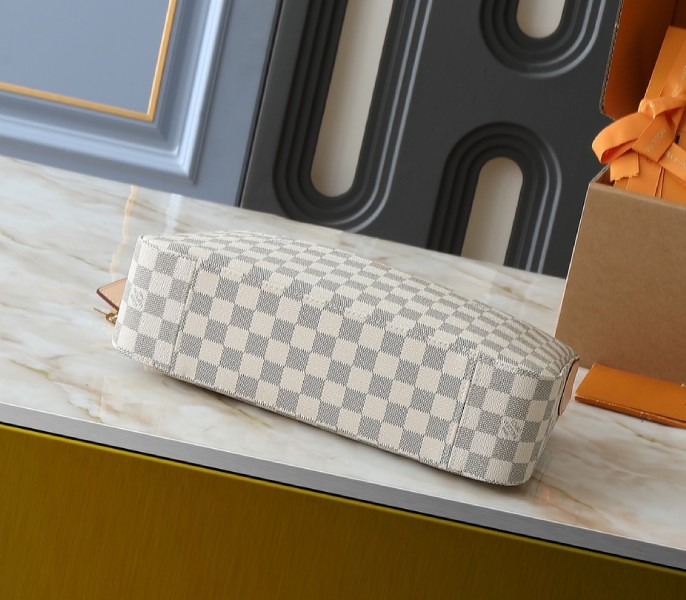 Replica Louis Vuitton Damier Azur Slouchy PM - Image 4