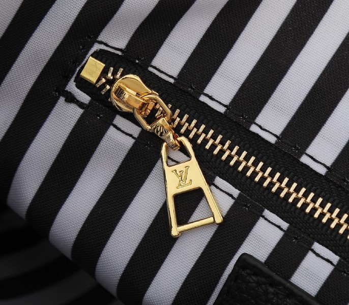 Replica Louis Vuitton OnTheGo PM Eden In Black - Image 7