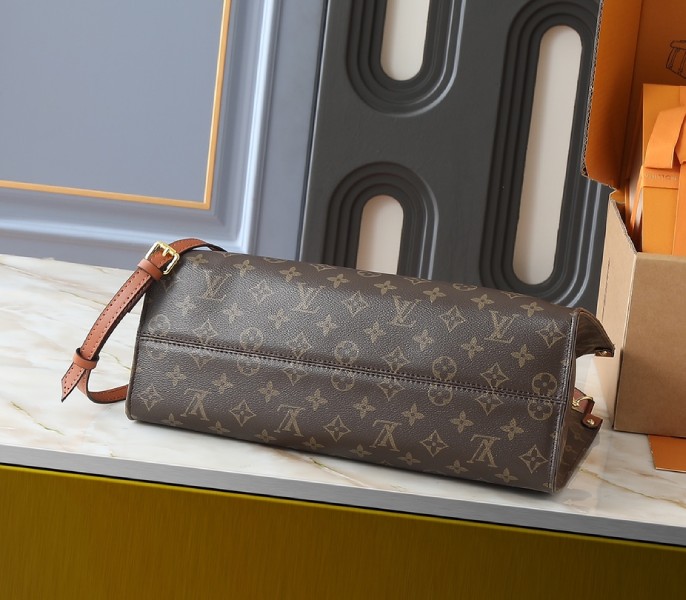 Replica Louis Vuitton Organizer OnTheGo MM - Image 4