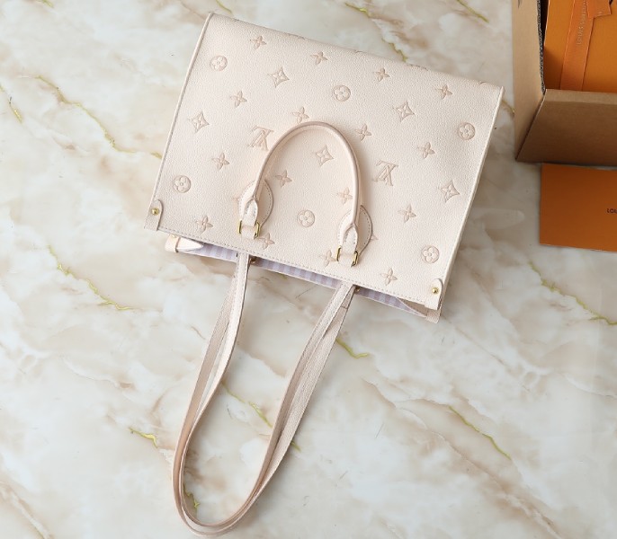 Replica Louis Vuitton OnTheGo MM Eden - Image 3