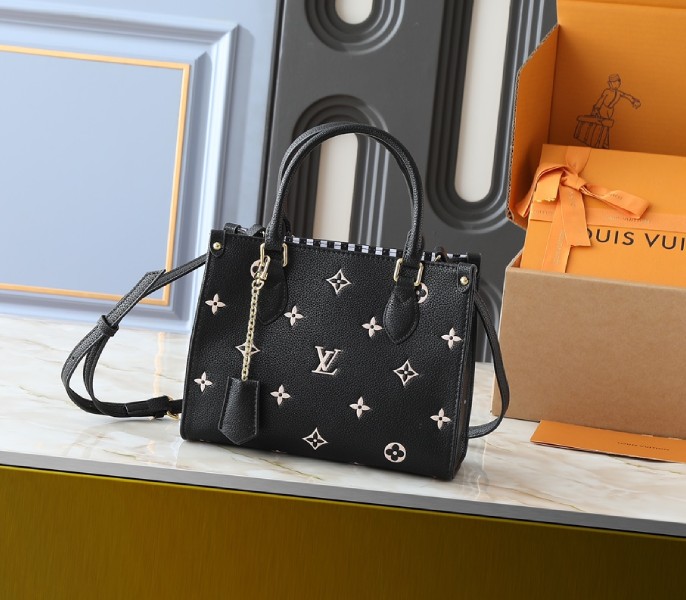 Replica Louis Vuitton OnTheGo PM Eden In Black