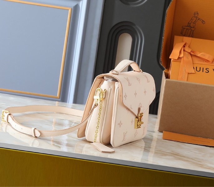 Replica Louis Vuitton Metis Pochette Eden - Image 2