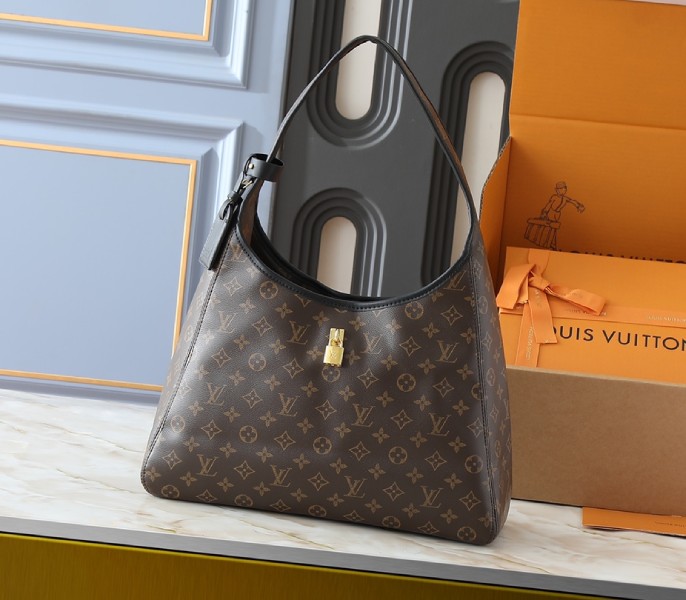 Replica Louis Vuitton Monogram Canvas The Drop GM
