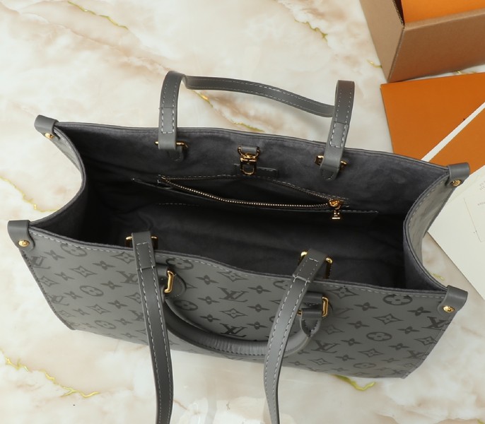Replica Louis Vuitton Monogram Ink OnTheGo MM In Trianon Gray - Image 5