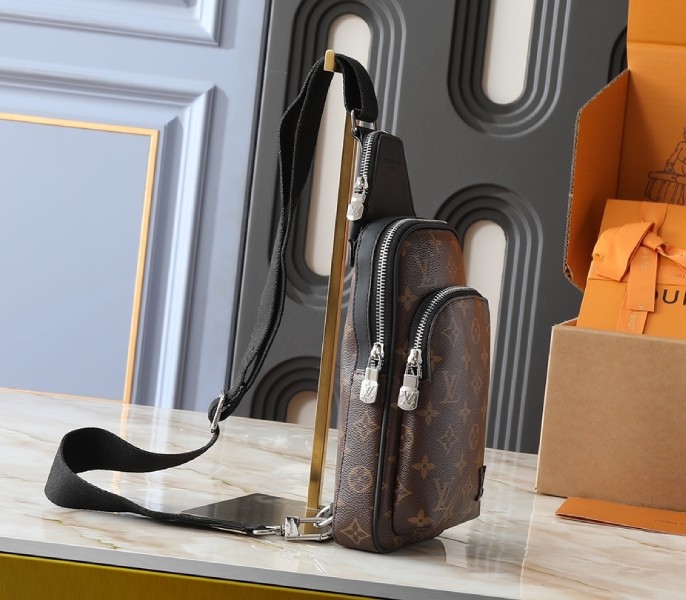 Replica Louis Vuitton Monogram Canvas Avenue PM Slingbag - Image 2