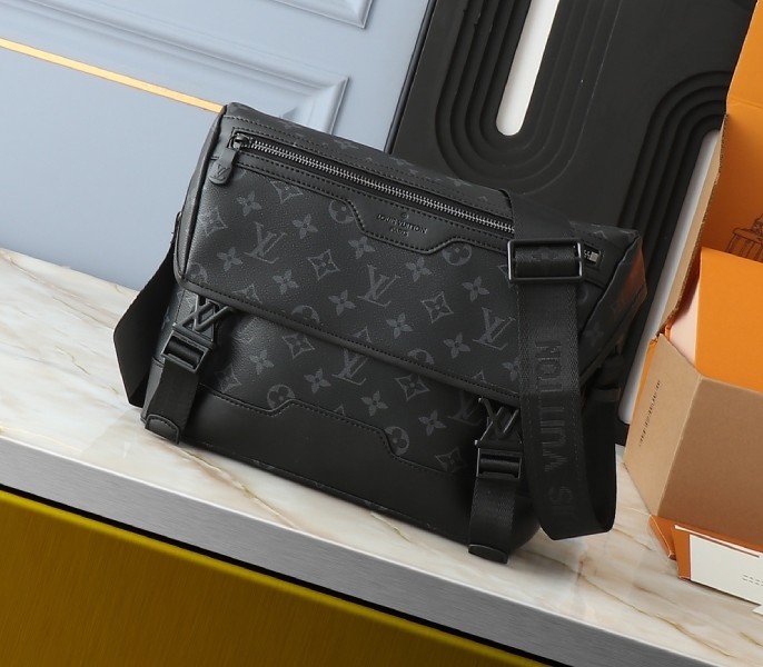 Replica Louis Vuitton Monogram Eclipse Messenger Voyager PM