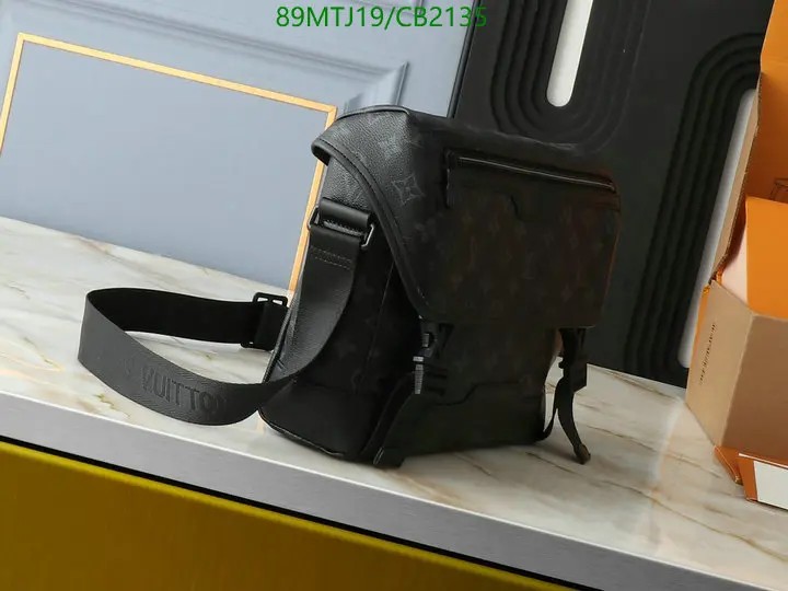 Replica Louis Vuitton Monogram Eclipse Messenger Voyager PM - Image 2