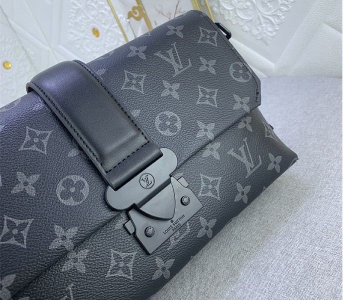 Replica Louis Vuitton Monogram Eclipse S-Cape Messenger - Image 8