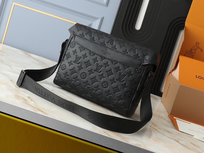 Replica Louis Vuitton Monogram Shadow Messenger Voyager PM - Image 2
