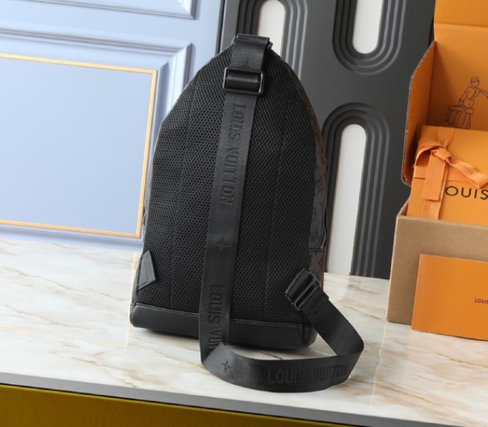 Replica Louis Vuitton Monogram Shadow Racer Slingbag - Image 3