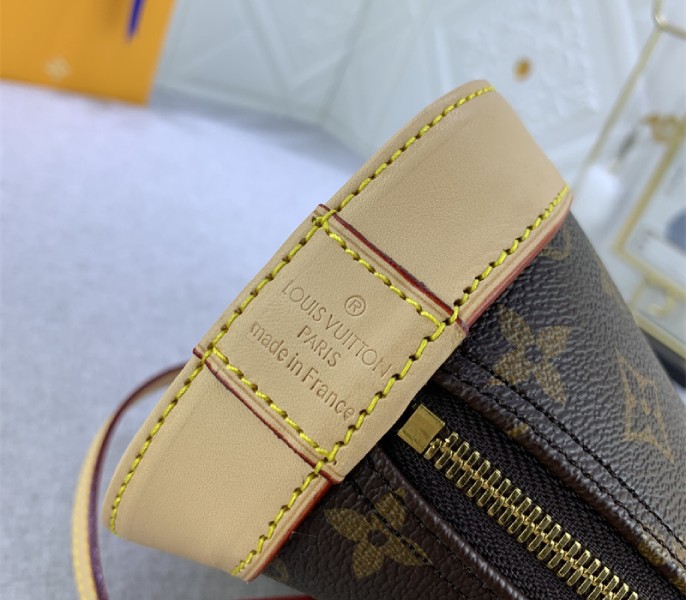 Replica Louis Vuitton Monogram Canvas Alma BB - Image 9