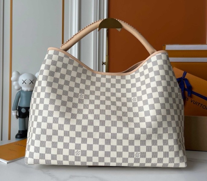 Replica Louis Vuitton Damier Azur Again - Image 2