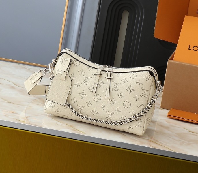 Replica Louis Vuitton Mahina Hand It All PM In Cream Beige M24114