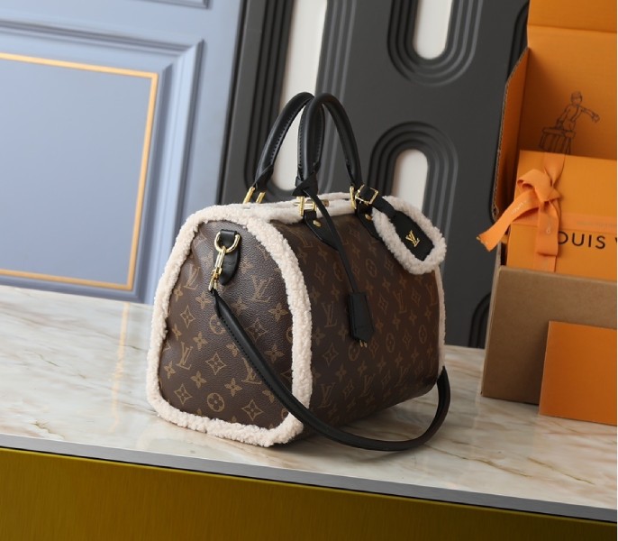 Replica Louis Vuitton Monogram Shearling Canvas Speedy Soft 30 Teddy M26326 - Image 3